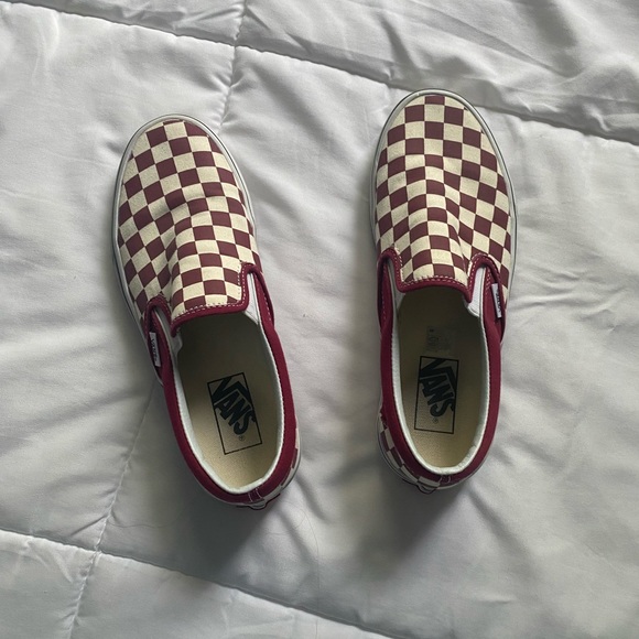 VANS CHECKERED SLIP ONS - Picture 1 of 3